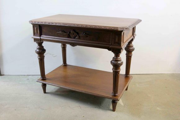 Антикварная консоль из дерева. Европа. Начало 20 века