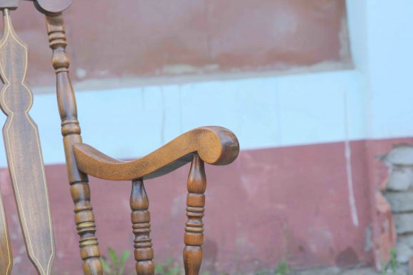 Винтажное кресло-качалка. Европа. Начало 20 века