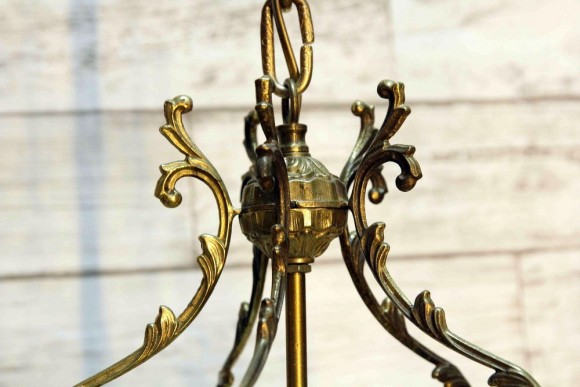Старинная латунная люстра. Литье. Европа. Начало 20 века