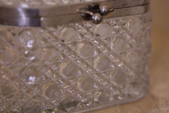 Роскошная винтажная шкатулочка из хрусталя