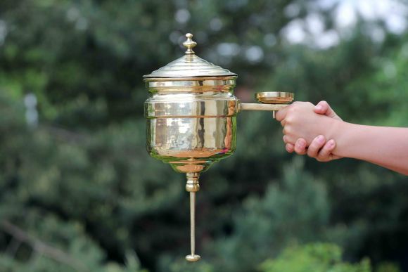 Старенький латунный рукомойник из СССР