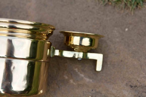 Старинный рукомойник из латуни