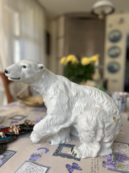 Фарфоровый белый медведь ROYAL DUX