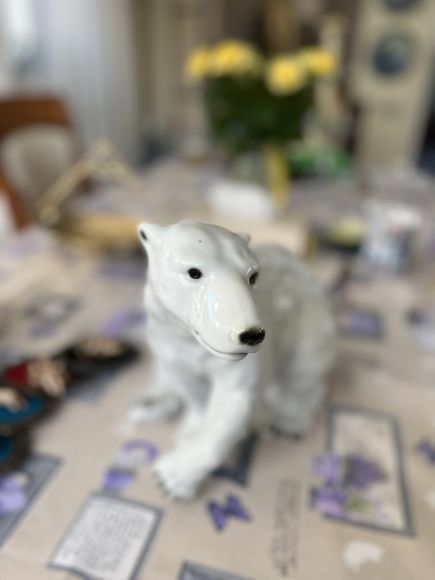 Фарфоровый белый медведь ROYAL DUX