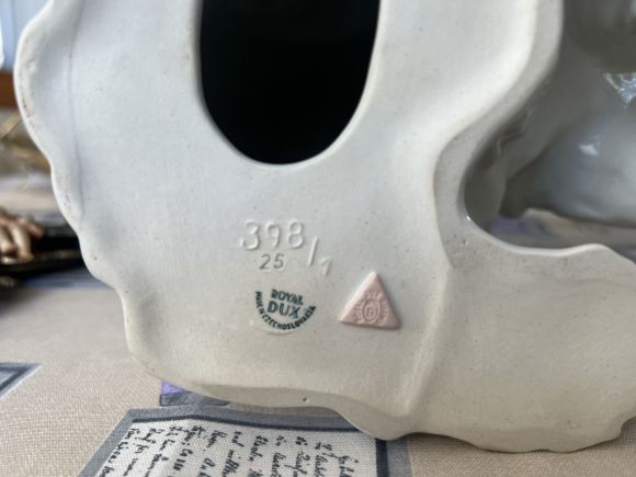 Фарфоровый белый медведь ROYAL DUX