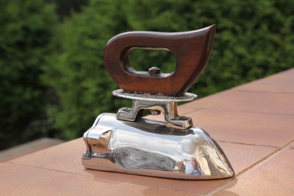 Антикварный коллекционный утюг