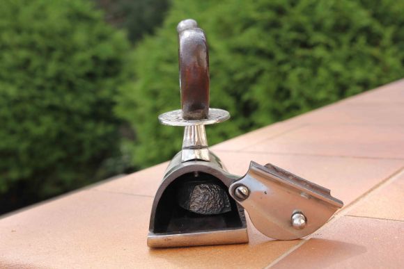 Антикварный коллекционный утюг