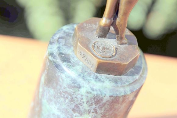 Бронзовая Балерина на мраморном постаменте. Европа. Начало 20 века