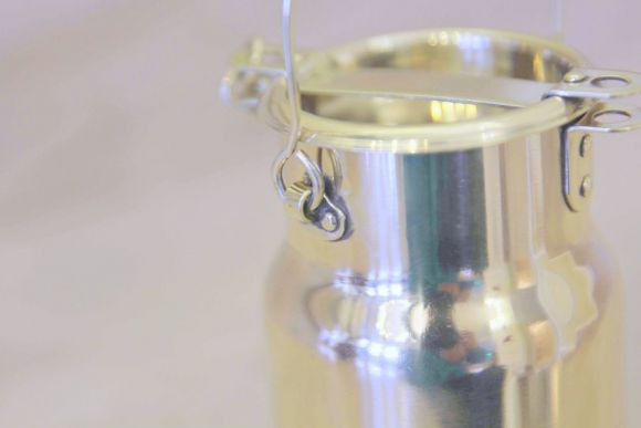 Изюминка, антикварный маленький бидон из латуни .Европа.Начало 20 века