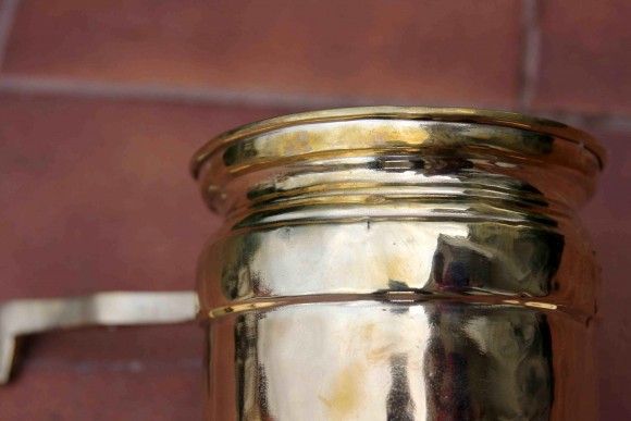 Старинный латунный рукомойник с мыльницей и крышкой