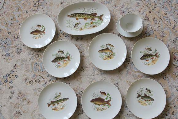 Набор антикварной посуды с рыбной тематикой. Европа.Начало 20 век