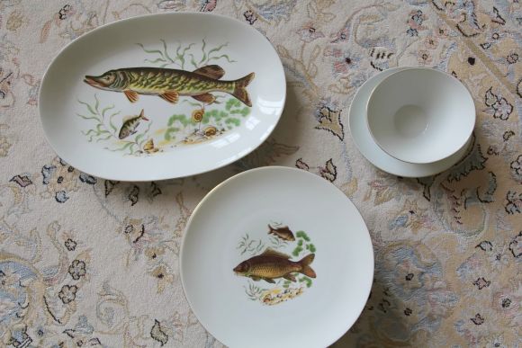 Набор антикварной посуды с рыбной тематикой. Европа.Начало 20 век