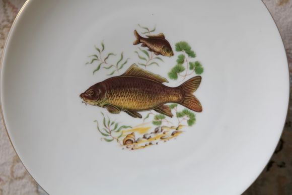 Набор антикварной посуды с рыбной тематикой. Европа.Начало 20 век