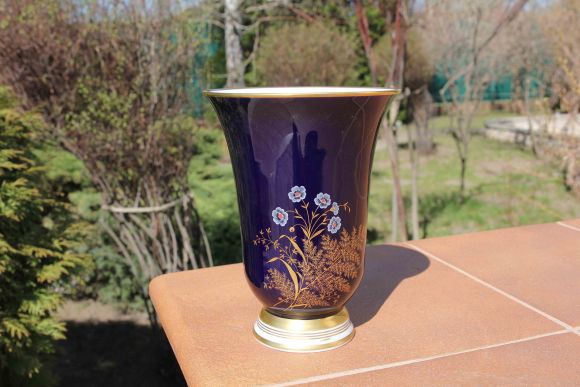 Красивая кобальтовая ваза WEIMAR . Европа. Начало 20 века