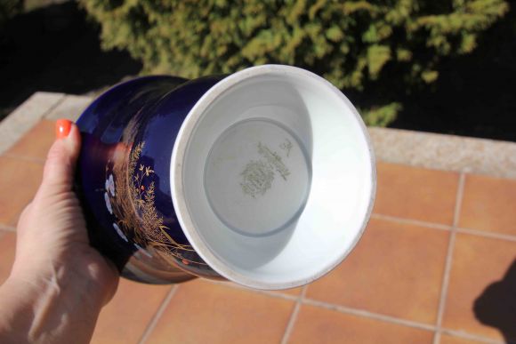 Красивая кобальтовая ваза WEIMAR . Европа. Начало 20 века