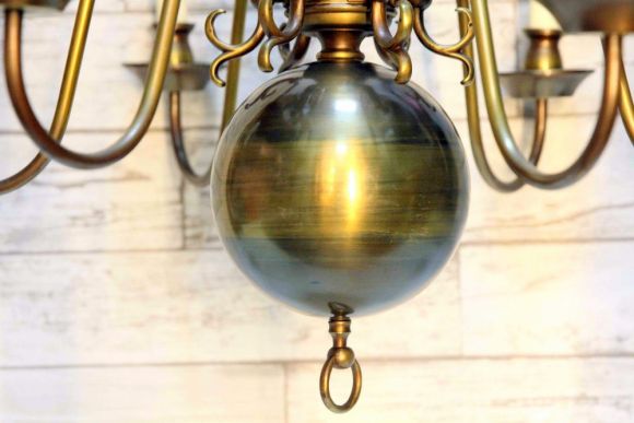 Старинная литая люстра из латуни с орлом. Европа. Начало 20 века