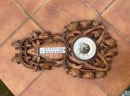 Антикварный резной барометр - термометр