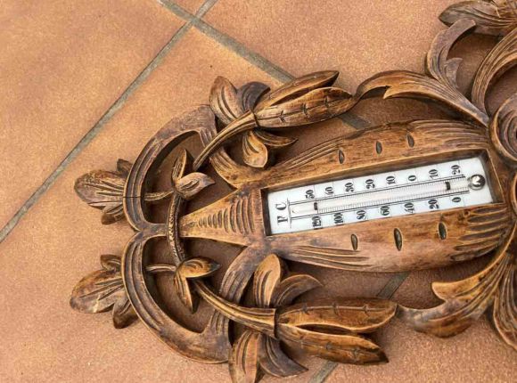 Антикварный резной барометр - термометр