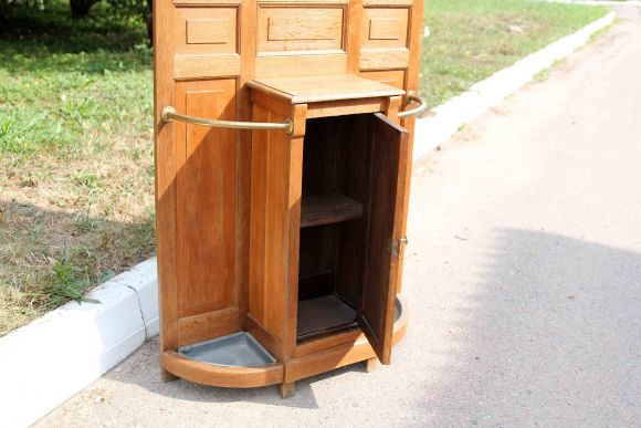 Антикварная прихожая из массива дуба. Европа. Начало 20 века