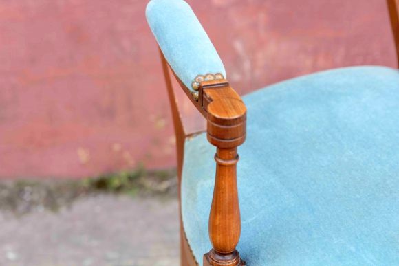 Винтажное полукресло. Европа. Начало 20 века