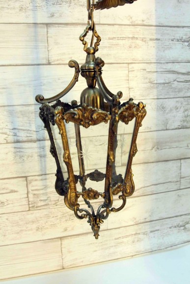 Антикварная люстра с пескоструйным рисунком