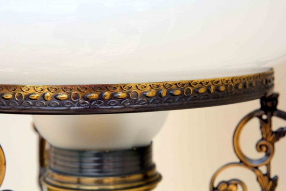 Волшебный подвесной светильник. Молочное стекло. Европа