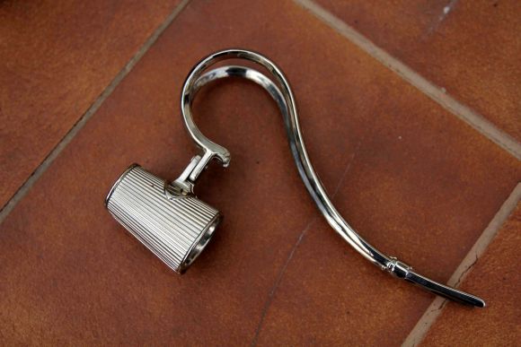 Редкий предмет - ручка для шампанского или вина. Изысканная сервировка стола