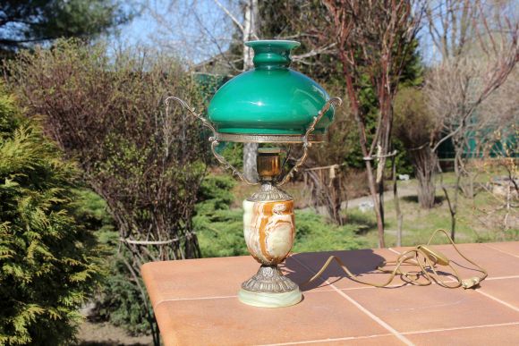 Очень эффектная антикварная лампа. Европа. Начало 20 века