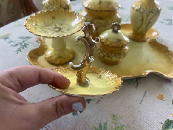  Антикварный дамский набор