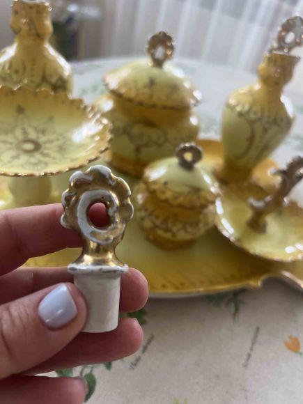  Антикварный дамский набор