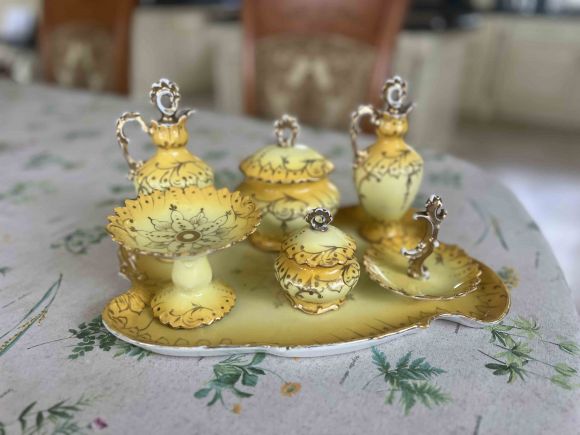  Антикварный дамский набор