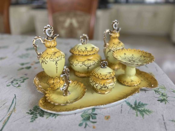  Антикварный дамский набор