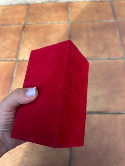 Посеребренный английский рождественский колокольчик в коробке.