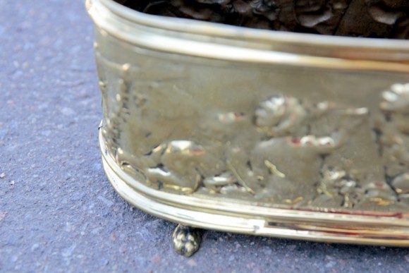 Старинное кашпо из латуни после реставрации