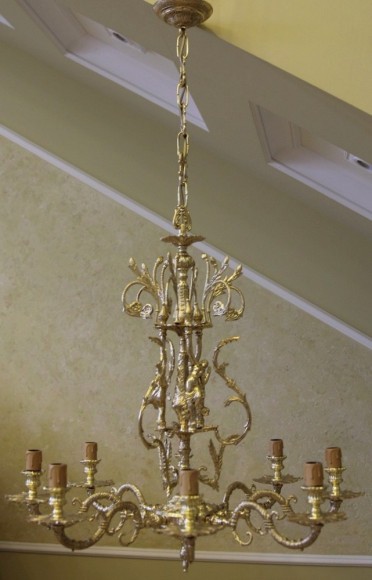 Антикварная латунная люстра на 8 рожков. Европа.Начало 20 века