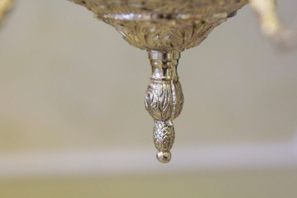 Антикварная латунная люстра на 8 рожков. Европа.Начало 20 века