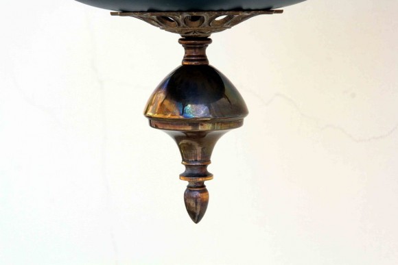 Шикарная люстра в классическом стиле