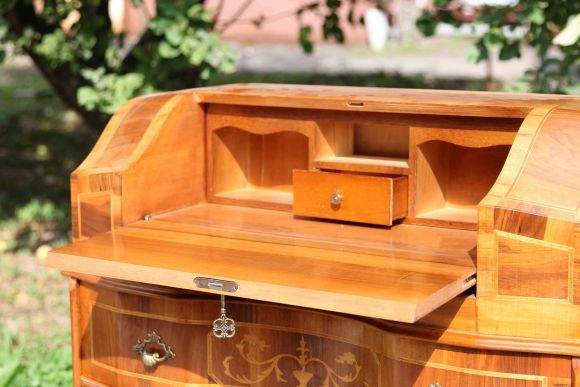 Итальянский старинный секретер-бюро