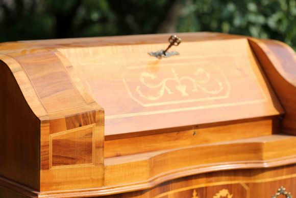 Итальянский старинный секретер-бюро