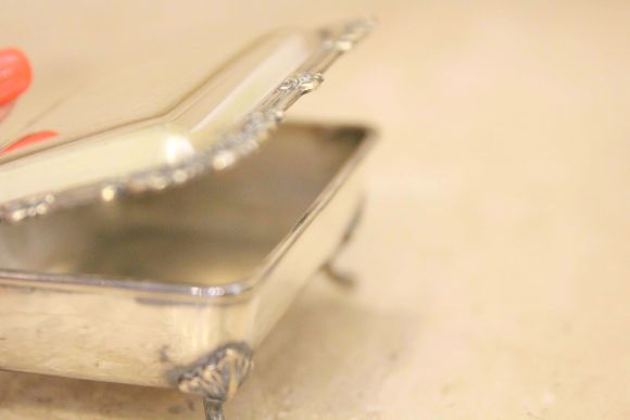 Посеребренный молчаливый дворецкий. Великобритания. Начало 20 века.