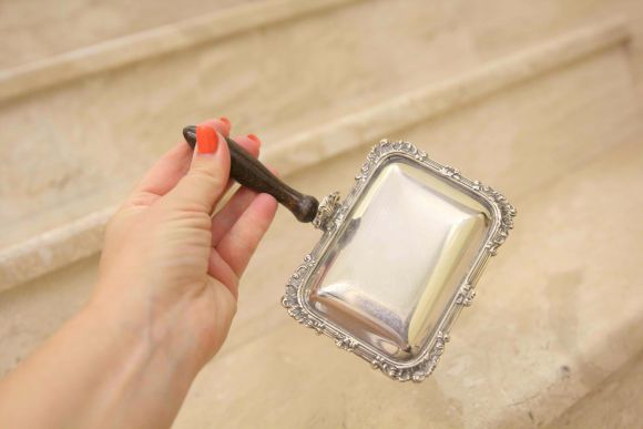 Посеребренный молчаливый дворецкий. Великобритания. Начало 20 века.