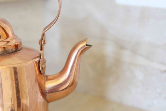 Медный винтажный чайник 