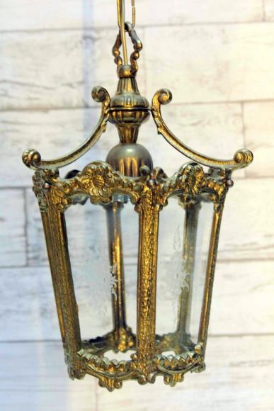 Антикварная люстра из латунного литья. Европа. Начало 20 века