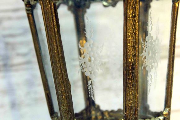 Антикварная люстра из латунного литья. Европа. Начало 20 века