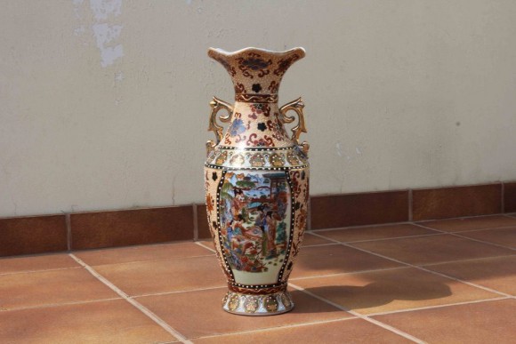 Роскошная ваза в восточном стиле
