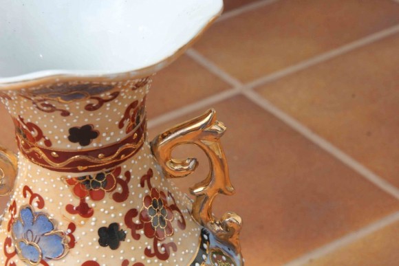 Роскошная ваза в восточном стиле