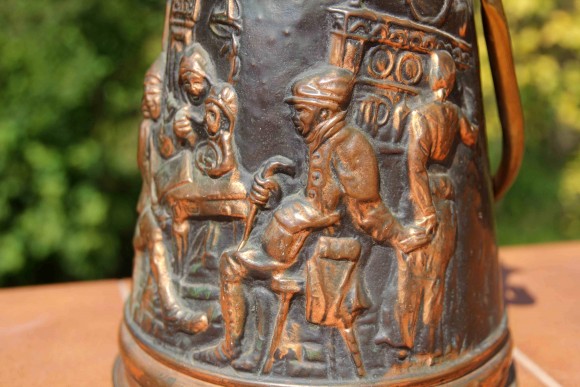 Антикварный полированный зольник с классическим голландским сюжетом