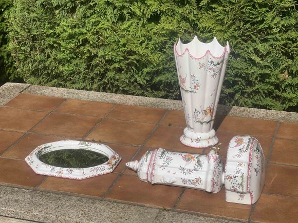 Винтажный набор в ванную комнату