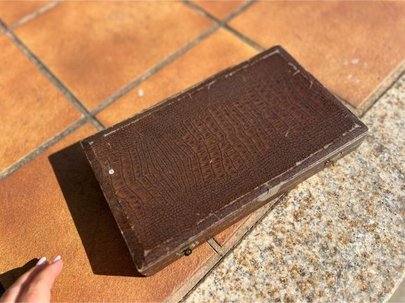 Французский набор ножей с рукоятками из рога.