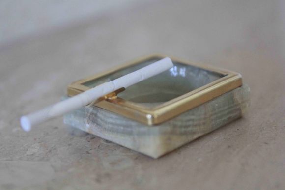 Старинная пепельница оникса и латуни. Европа.Начало 20 века